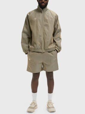 BNWT SS26 LES DEUX SMITH SHINY SHORTS XL
